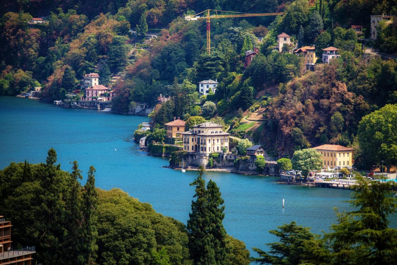 I D'A Charming Penthouse - Lake View- Como- House-130 Mt-2 Double Bedrooms And 2 Double Bathrooms A Spacious Living Room-Full Equipped Kitchen-Private Garden And Terrace-Private Covered Parking Bagian luar foto