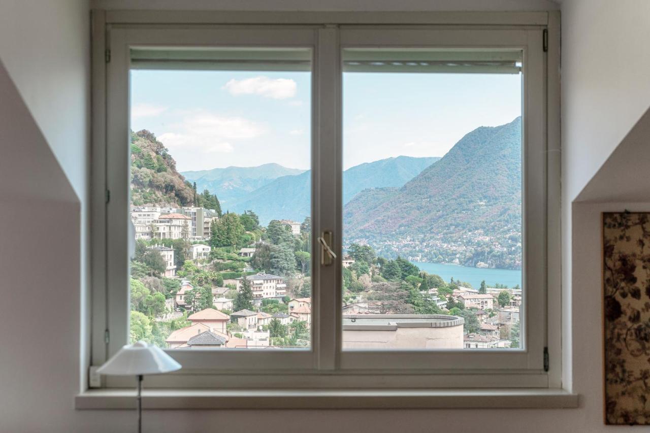 I D'A Charming Penthouse - Lake View- Como- House-130 Mt-2 Double Bedrooms And 2 Double Bathrooms A Spacious Living Room-Full Equipped Kitchen-Private Garden And Terrace-Private Covered Parking Bagian luar foto